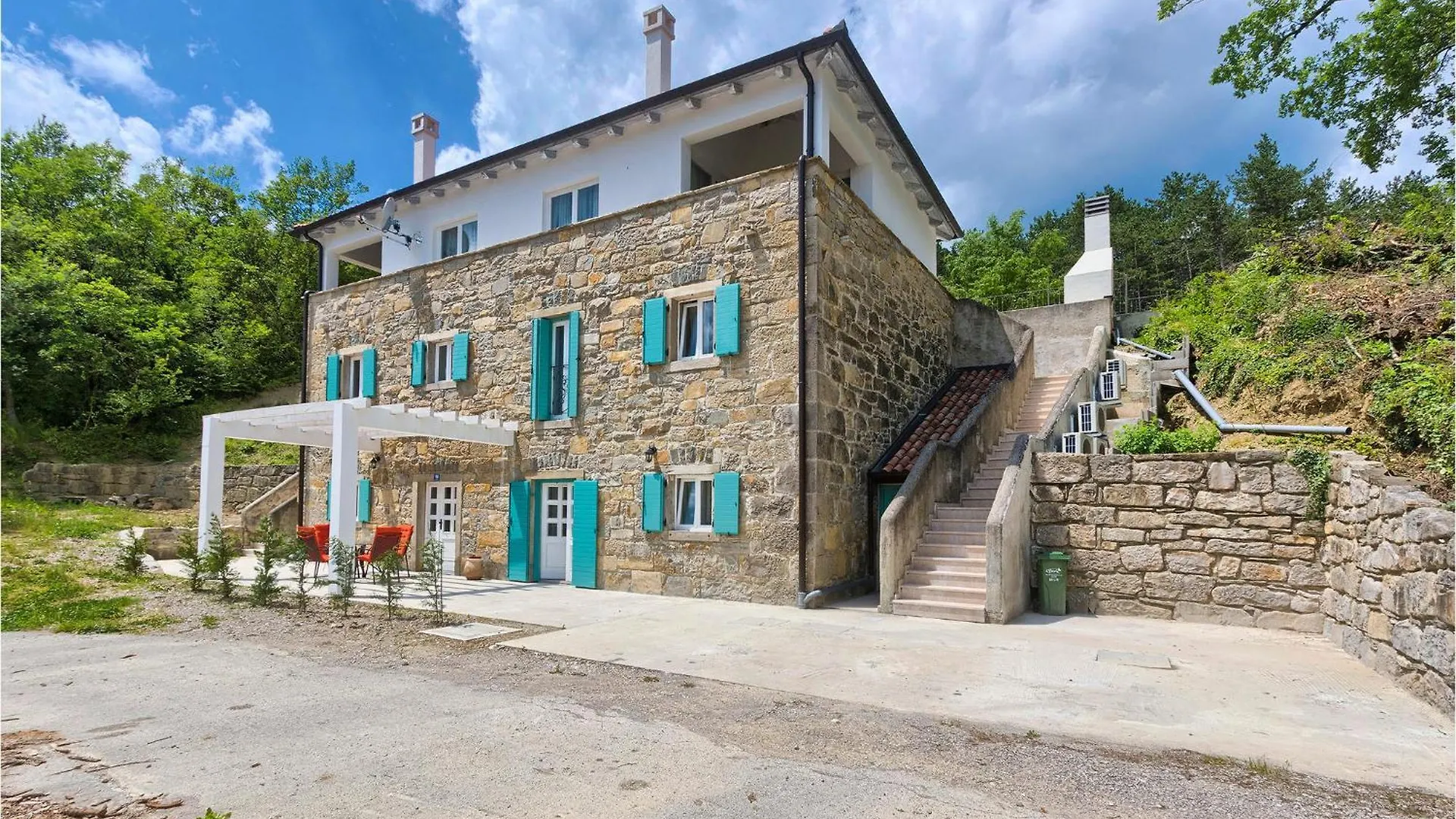 Amazing Home In Buzet With Jacuzzi Holiday home